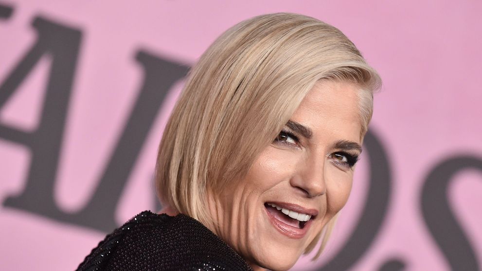 Medicii i-au spus să se pregătească pentru ce e mai rău, dar viața i-a oferit o a doua șansă. Selma Blair, despre lupta cu scleroza multiplă: „Voi trăi mai mult decât am crezut!”