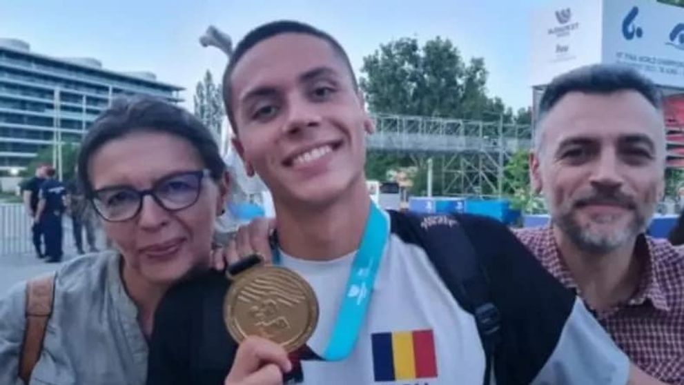 Ce cursuri a făcut mama lui David Popovici pentru a sprijini cariera fiului său. Puțini părinți ar face asta