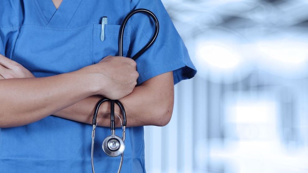 A lasat Anglia si un salariu de 5.000 de lire pe luna pentru a salva romanii bolnavi de cancer