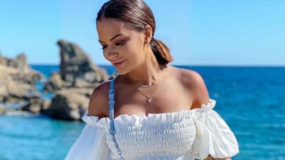 Andreea Antonescu, apariție electrizantă la malul mării. Imaginea a făcut furori printre fani: „Ești superbă”