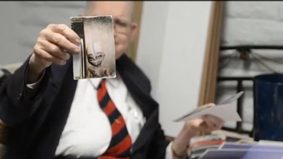 Chiar înainte să moară, un om de știință a făcut o confesiune șocantă despre Area 51. „Unul sau doi dintre ei aveau în jur de 230 de ani”