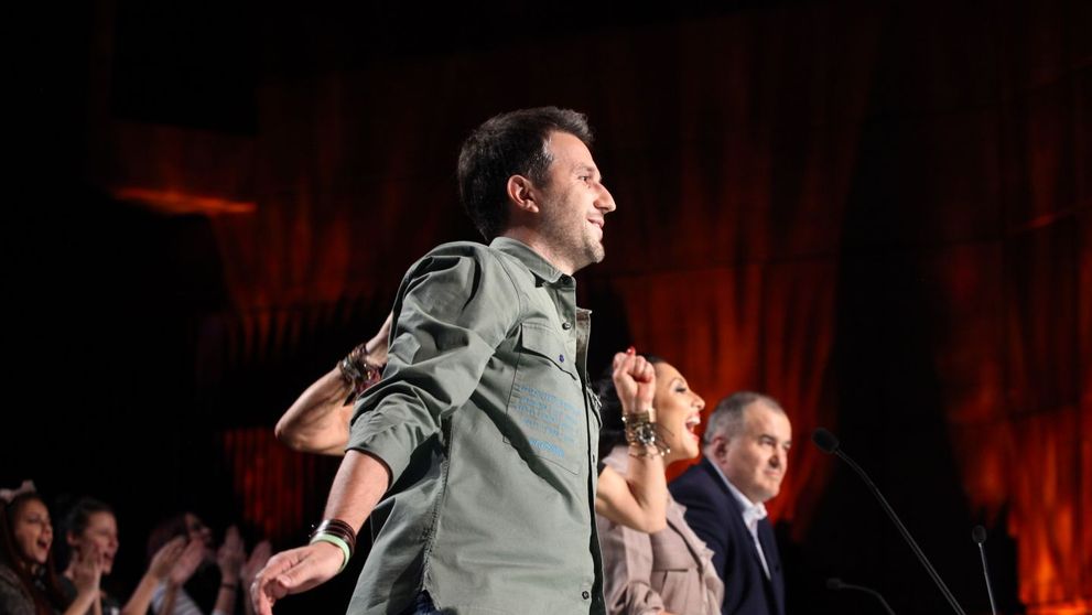 Andi Moisescu apasa astazi, de la 20:30, ultimul golden buzz al sezonului #7epic Romanii au talent!