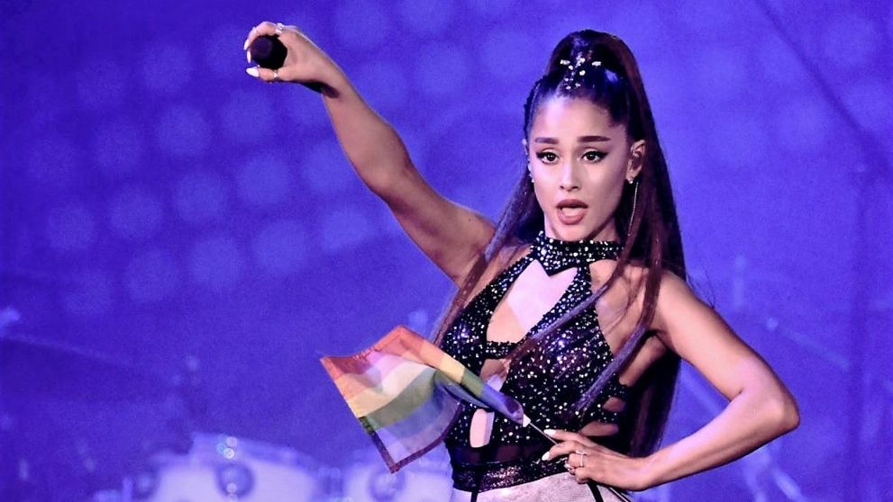 Ariana Grande a luat o decizie care i-a scandalizat pe fotografi. Mai merge cineva la concertele ei?