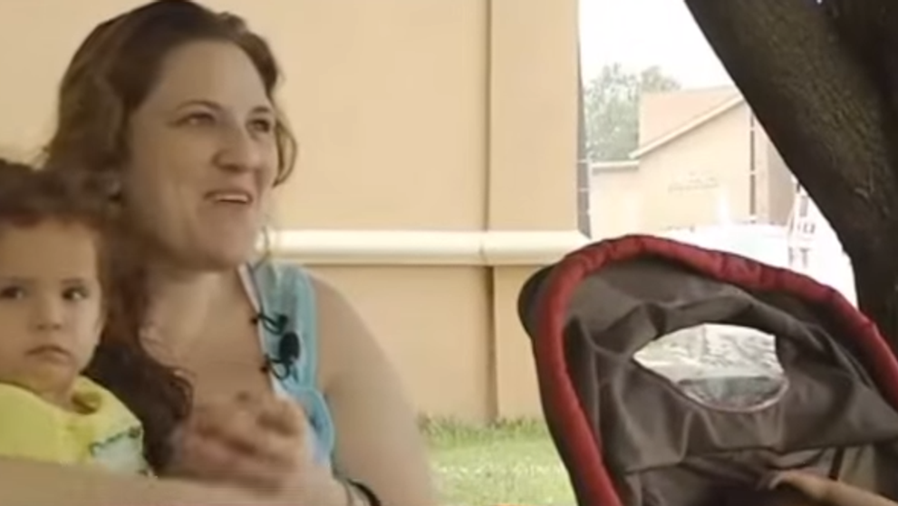 Un politist a prins o familie in timp ce fura dintr-un magazin. Motivul pentru care barbatul s-a transformat in erou