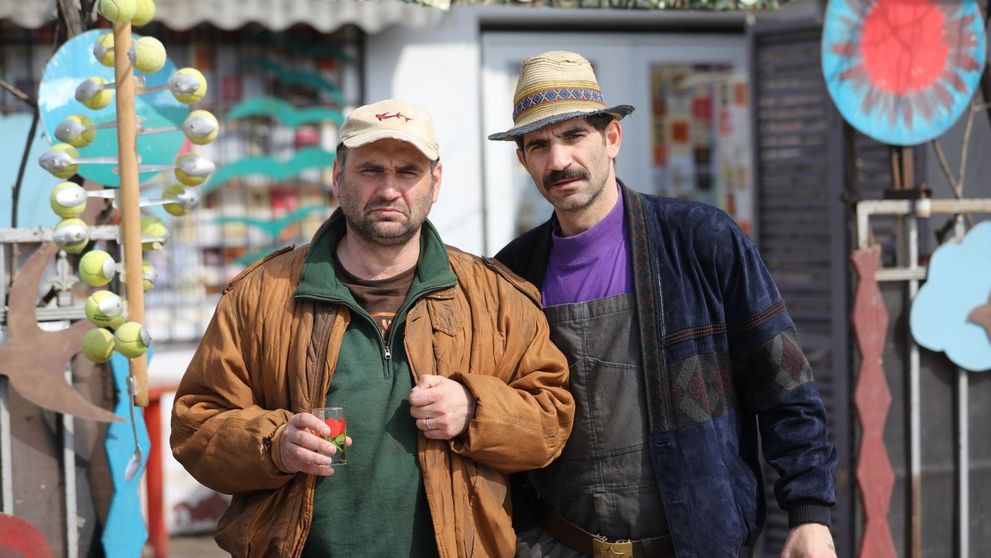 Celentano se transformă în Dandy și plănuiește escapade romantice cu bătrânele satului. Las Fierbinți, azi, de la 20:30