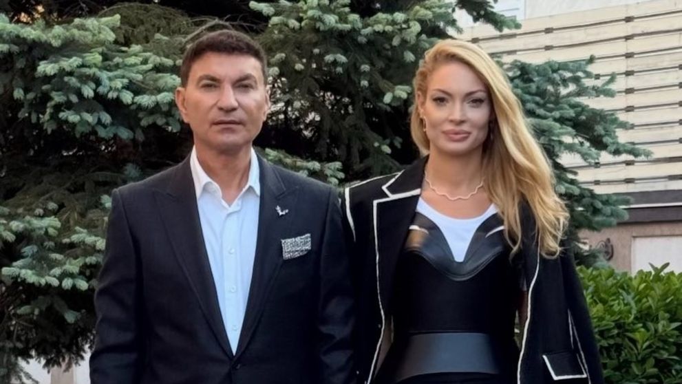 Cristi Borcea are o avere estimată la 100 de milioane de euro, iar Valentina Pelinel merge cu mijloacele de transport în comun. De ce face asta. Abia acum a recunoscut