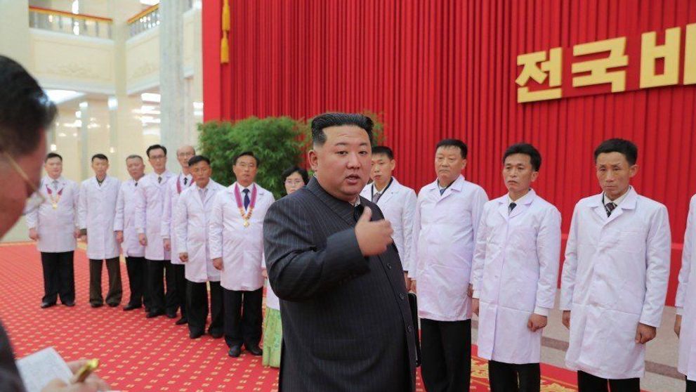 Fetița secretă a lui Kim Jong Un, surprinsă pentru prima oară în public. Cum arată copilul de 10 ani