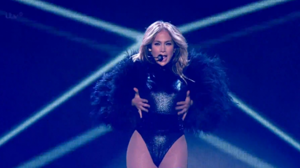 Imaginile pe care toti barbatii le asteptau. Jennifer Lopez si-a expus posteriorul in toata splendoarea la ora de maxima audienta - VIDEO