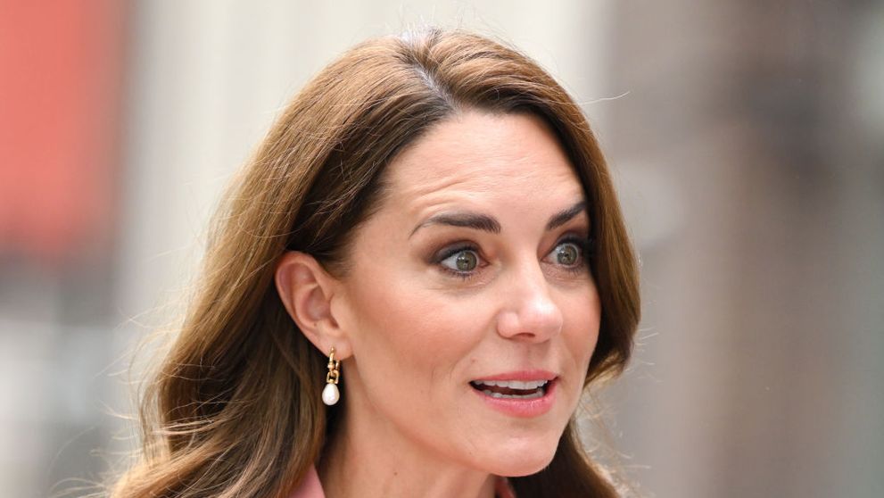 Vizita-surpriză a lui Kate Middleton, în weekend, la piață, dă naștere unei noi controverse. ”E panică la Palat”