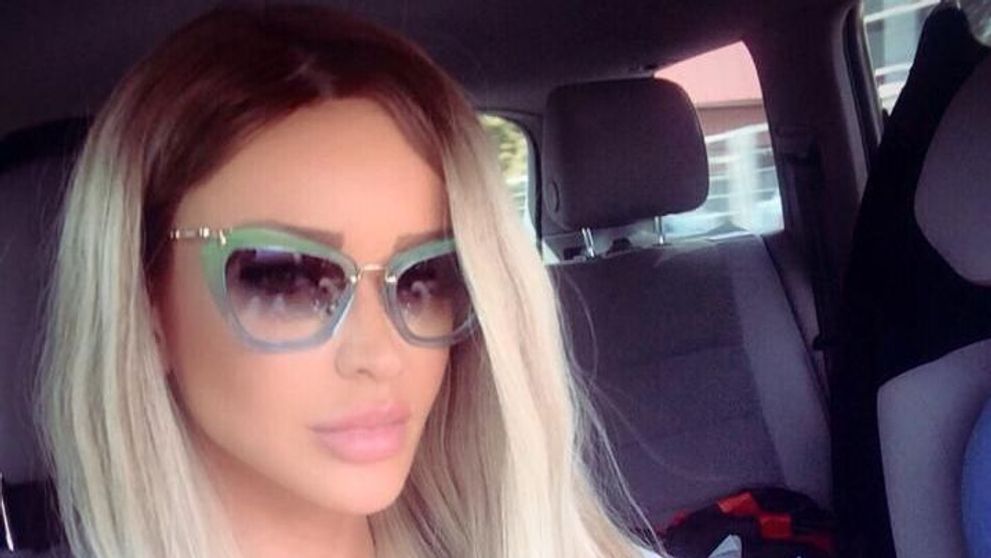 Bianca Dragusanu s-a fotografiat imbracata extrem de sumar. Cum au reactionat fanii cand au vazut-o in lenjerie intima