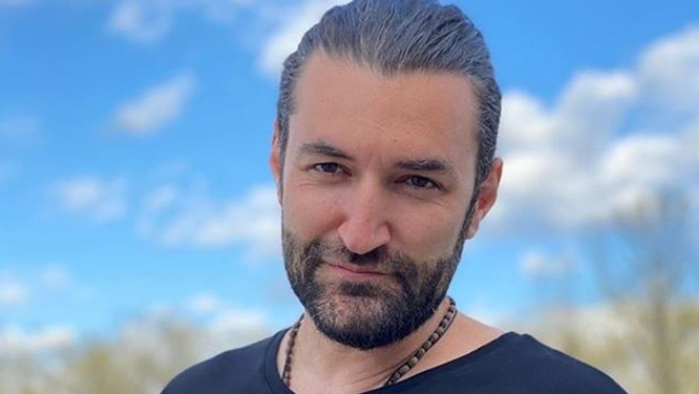 Smiley s-a lăsat tuns de Gina Pistol. Rezultatul este unul neașteptat