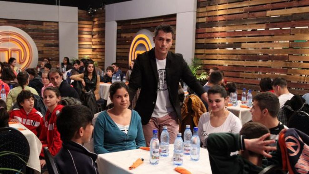 Razvan Fodor, un adevarat crai. Le-a fascinat pe pustoaicele invitate la 