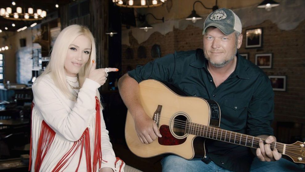 Gwen Stefani şi Blake Shelton s-au logodit. Cum arată inelul primit de artistă