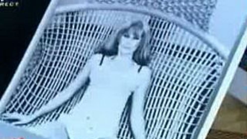 Romanita Iovan si-a lansat calendarul sexy!