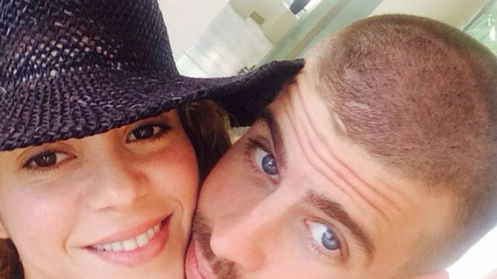 Shakira ii face o mica echipa de fotbal lui Gerard Pique. Parintii artistei au dezvaluit secretul despre sarcina vedetei