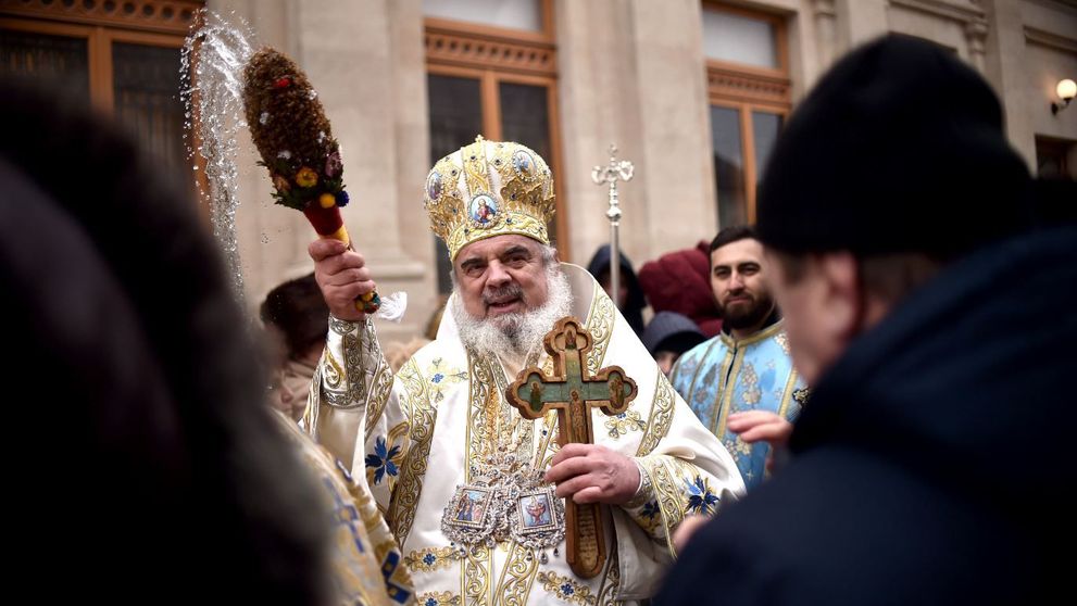 Biserica Ortodoxă Română se implică în sprijinirea spitalelor. Câți bani a donat Patriarhul Daniel