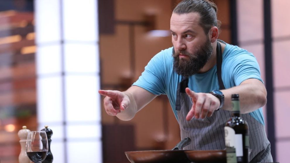 Cerb cu arome din pădure, rețeta preferată a lui Cosmin Tudoran