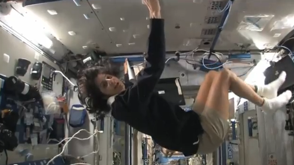 Cum se spala pe maini astronautii si cum se foloseste toaleta in spatiu? Imagini inedite filmate la bordul Statiei Spatiale Internationale: VIDEO