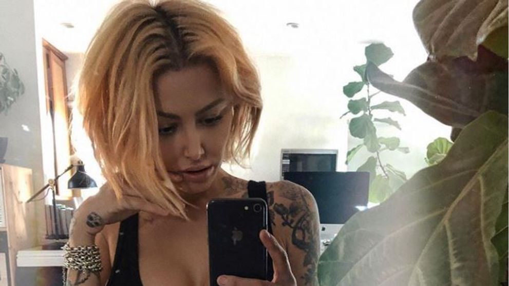 Tina Louise, poze nud pe Instagram. Imaginile au strâns mii de like-uri