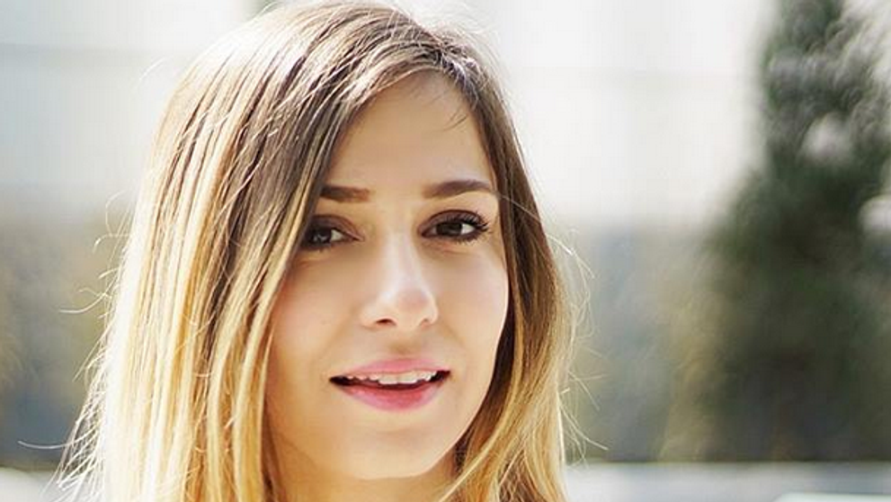 Cum arata Dana Rogoz in urma cu 15 ani, in perioada liceului - FOTO. Imaginea care a facut furori pe internet
