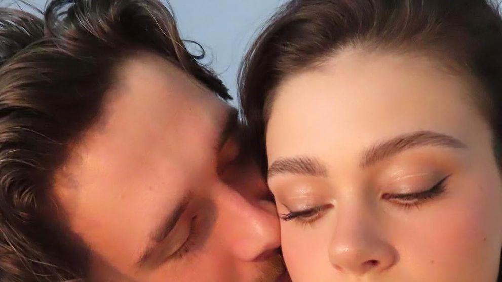 Brooklyn Beckham i-a făcut o declarație de dragoste soției, iar fanii au fost impresionați de profunzimea mesajului: „Doamne, ce inimă ai!”