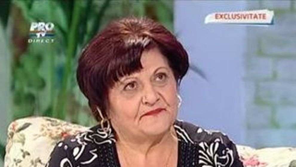 Mama Elenei Carstea: 