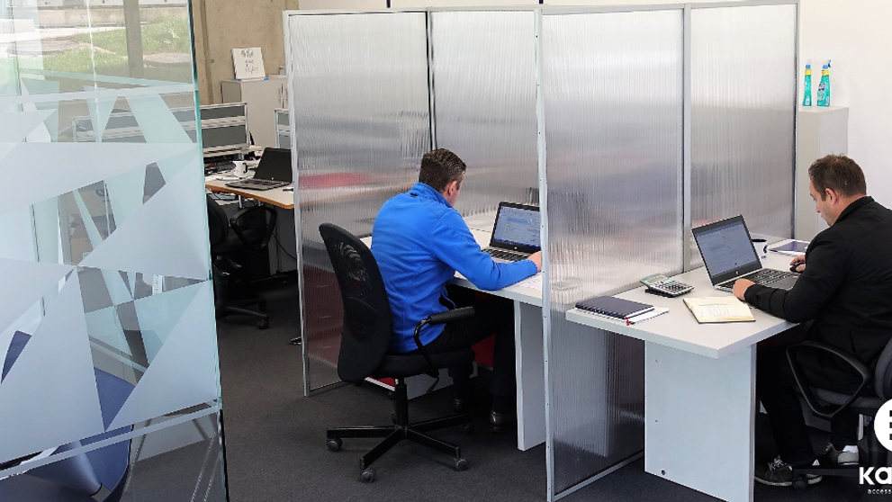 KADRA a lansat separatoarele antivirus, o soluție care ne va permite să ne întoarcem la o viață normală, în siguranță