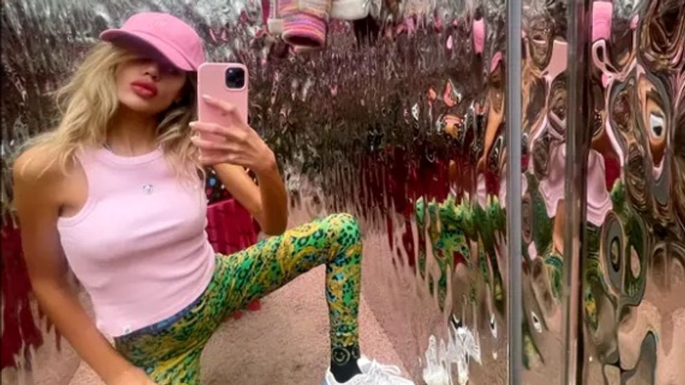 Imagini tulburătoare cu tânăra care a murit răpusă de anorexie, după ce a slăbit 30 de kilograme! S-a filmat ultima dată pe patul de spital