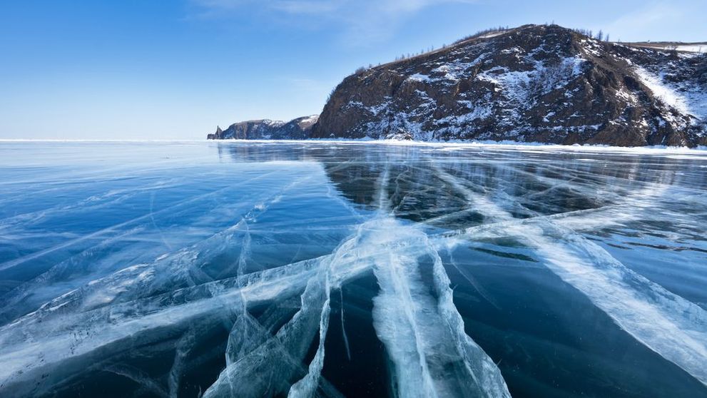Secretele celui mai adanc lac din lume. Ce se afla in adancurile lacului Baikal si cum uimeste in sezonul rece