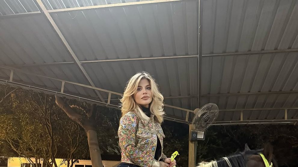 Loredana Groza și fiica ei, în vizită acasă la Salman Khan. Cum s-au fotografiat