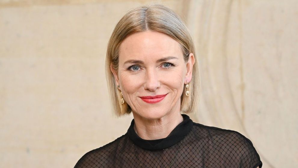 Naomi Watts, de nerecunoscut la filmările serialului 