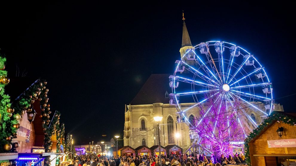 „PLANETA CRĂCIUN” - târgul cu tematică de sărbători organizat de UNTOLD Universe în Piața Unirii din Cluj-Napoca se deschide pe 22 noiembrie