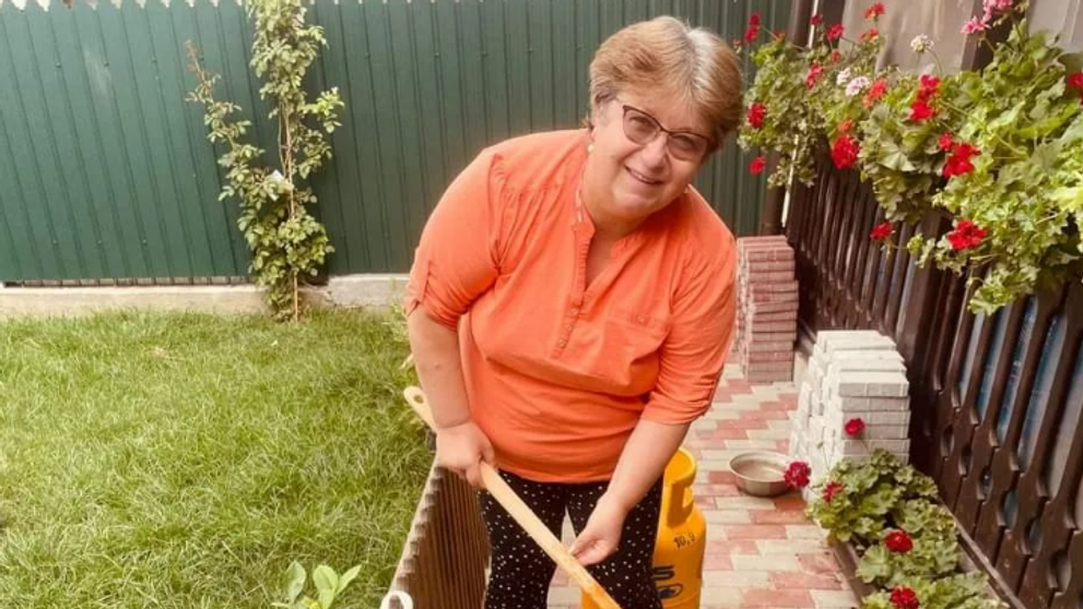 Gina Bradea, celebră pe internet pentru rețetele sale, operată de urgență