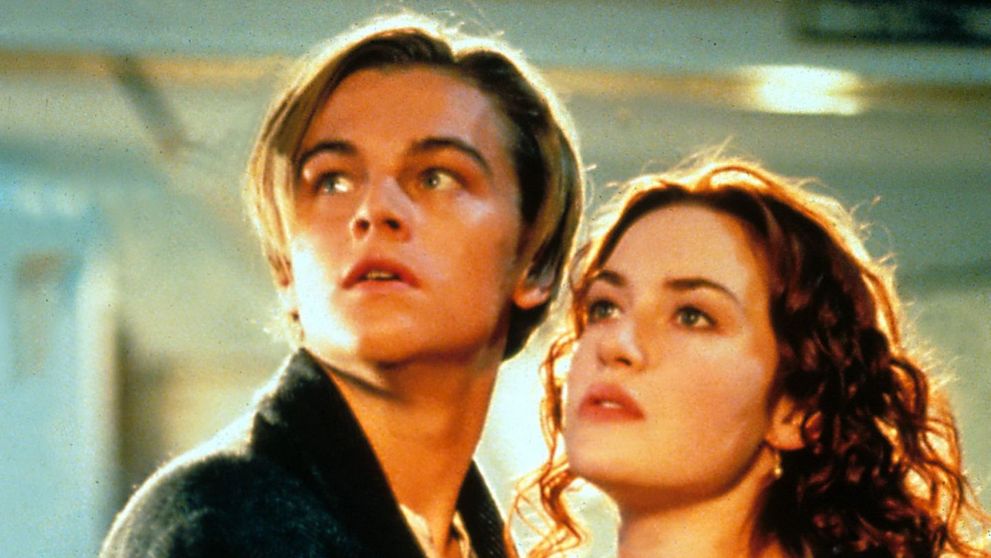 Kate Winslet si Leonardo DiCaprio, surprinsi la plaja. Imaginile care le vor incanta pe fanele filmului Titanic