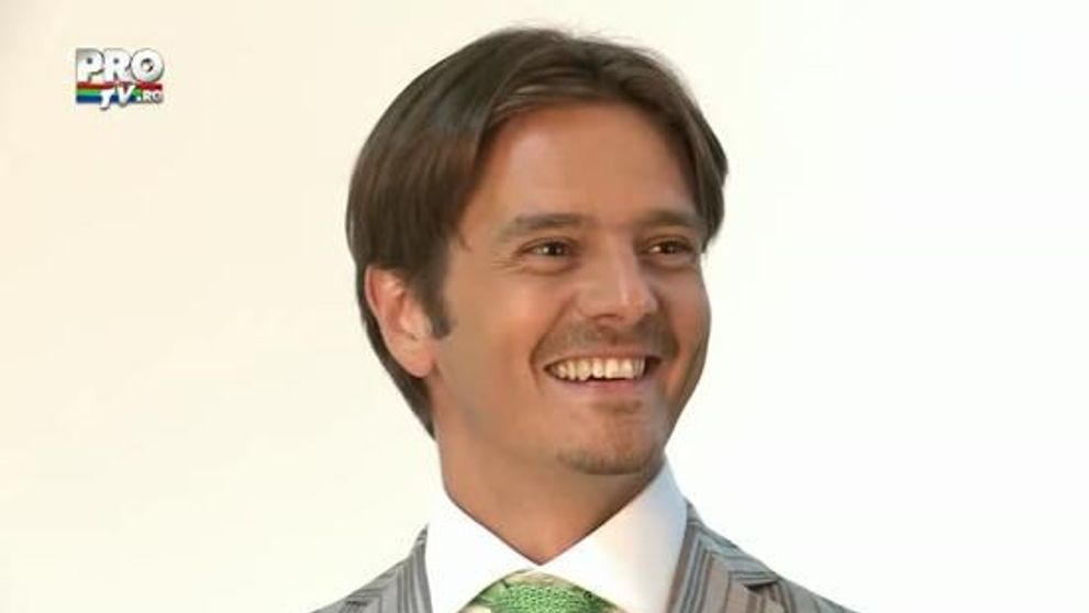 Mihai Petre: 