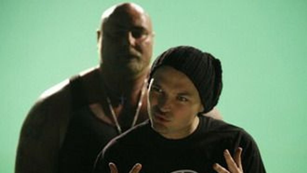 'Undeva in Balcani', Puya a filmat un nou videoclip