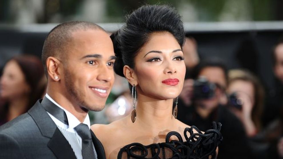 Cu cine se consoleaza Lewis Hamilton dupa despartirea de Nicole Scherzinger. Bruneta e devastata