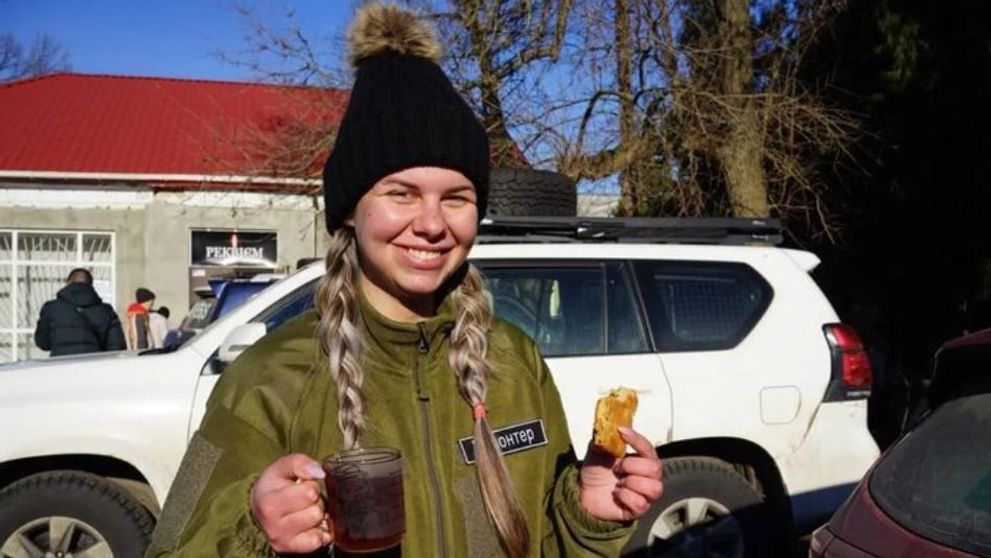 INTERVIU: Un an în slujba oamenilor aflați în suferință. Mărturiile Hannei Butenko, o tânără de 27 de ani, despre viața în Ucraina