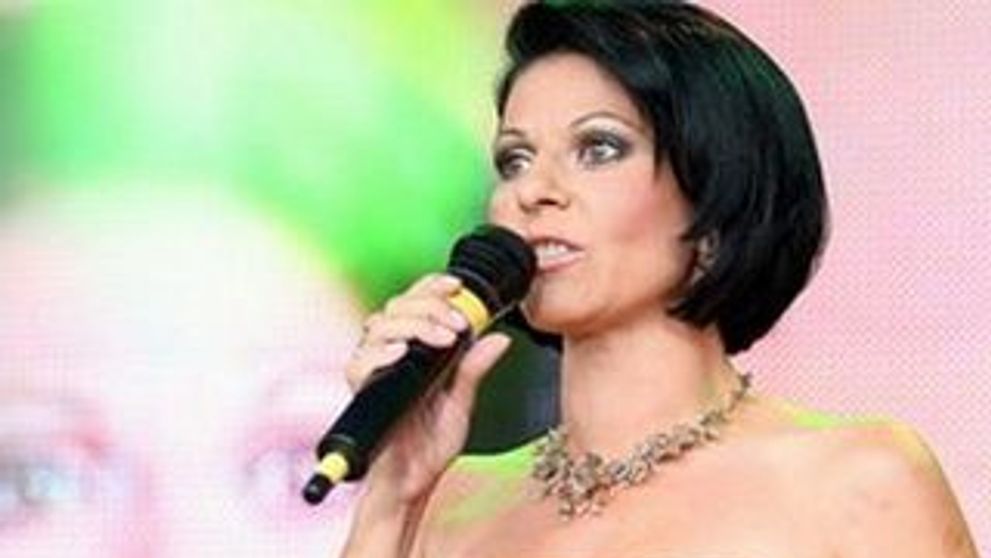 Elena Carstea: Indiferent ce e in capul Silviei, nu o sa vorbesc niciodata urat despre ea