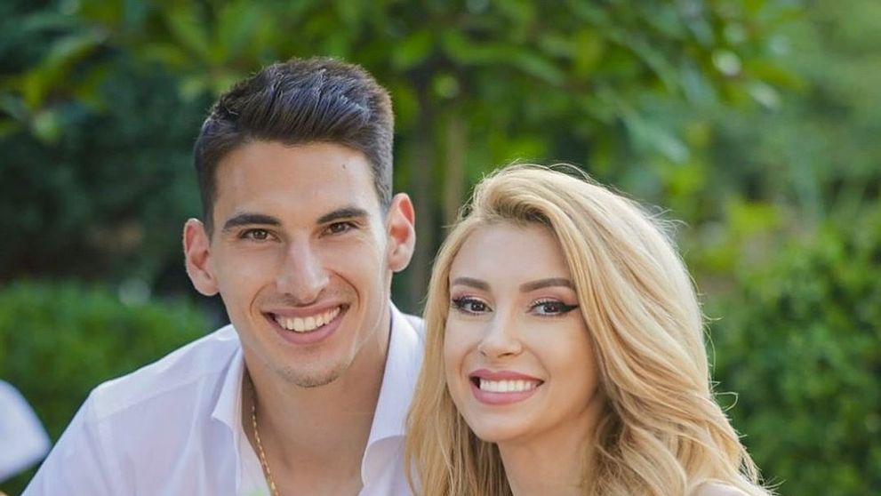 Cât câștigă Victor Cornea, partenerul Andreei Bălan. Cântăreața l-a dat de gol: „E singurul bărbat bogat cu care eu sunt”