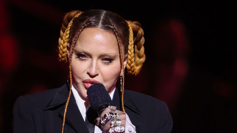 Madonna, găsită inconștientă și dusă de urgență la spital, unde a fost intubată: “Am crezut că o pierdem!”