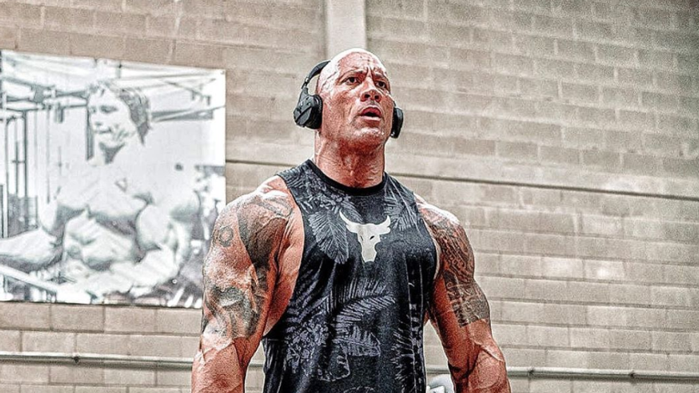 The Rock a vrut să le arate fanilor cum se pregătește friptura perfectă, dar ei l-au taxat imediat