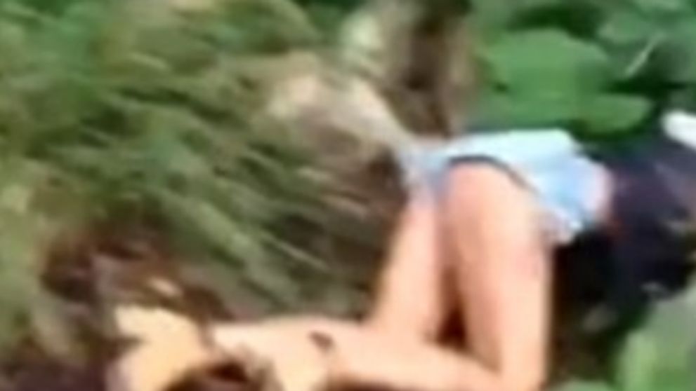 Farsele pe care un australian i le face iubitei sale s-au viralizat. Au fost urmarite de 22 milioane de oameni. VIDEO