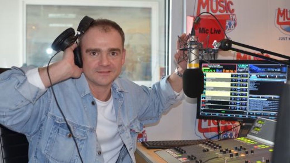 Catalin Radu Tanase “terorizat” de melodia “Mercy”, preferata fiicei lui
