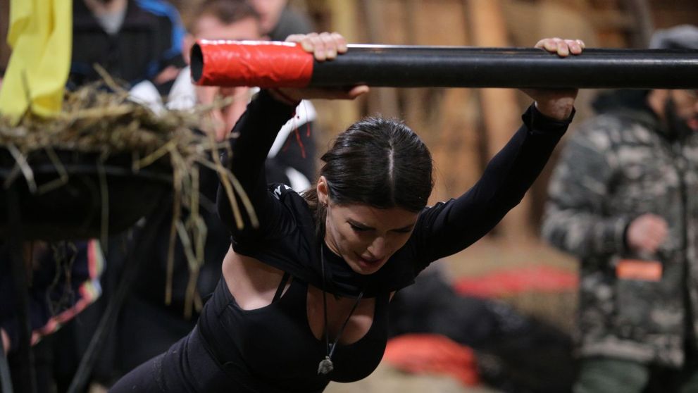 Geanina Ilieș a trimis-o acasă pe campioana duelurilor, Ioana Filimon. Miss România a părăsit Ferma - Un nou început!