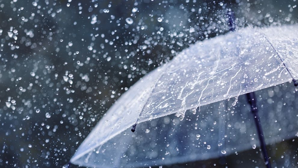 Vremea se schimbă radical pe 27 martie 2026! Meteorologii anunță ploi, vânt puternic și ninsori. Care sunt zonele vizare