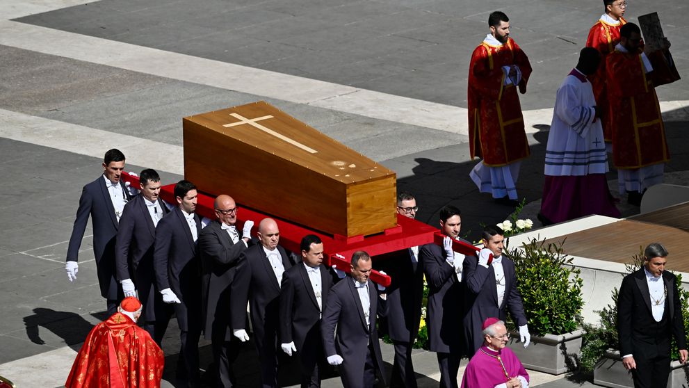 Ce tehnică modernă a fost folosită pentru conservarea trupului Papei Francisc. Nu a fost îmbălsămat tradițional înainte de funeralii
