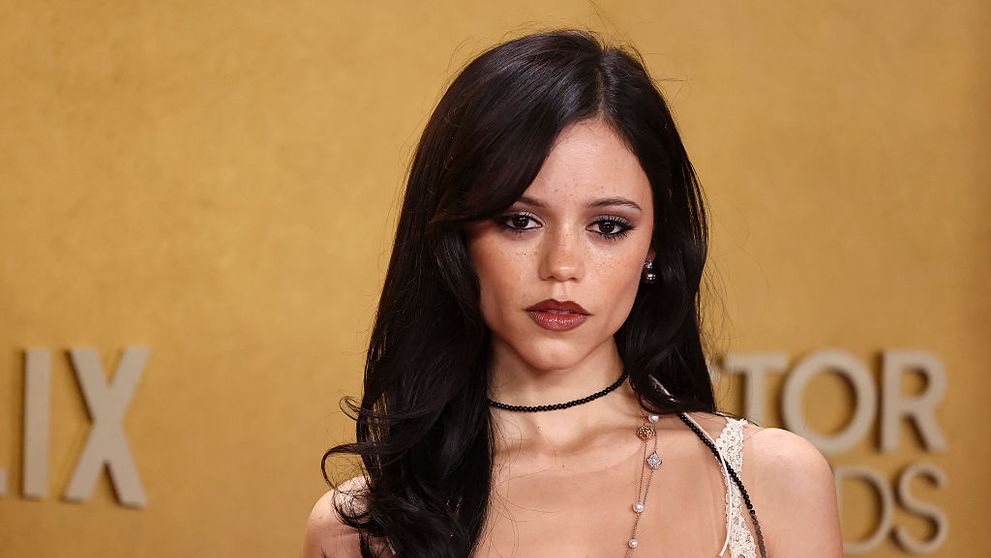 „O prietenă mi-a spus că am brațe de gorilă”. În copilărie, Jenna Ortega era tachinată pentru părul vizibil de pe brațe