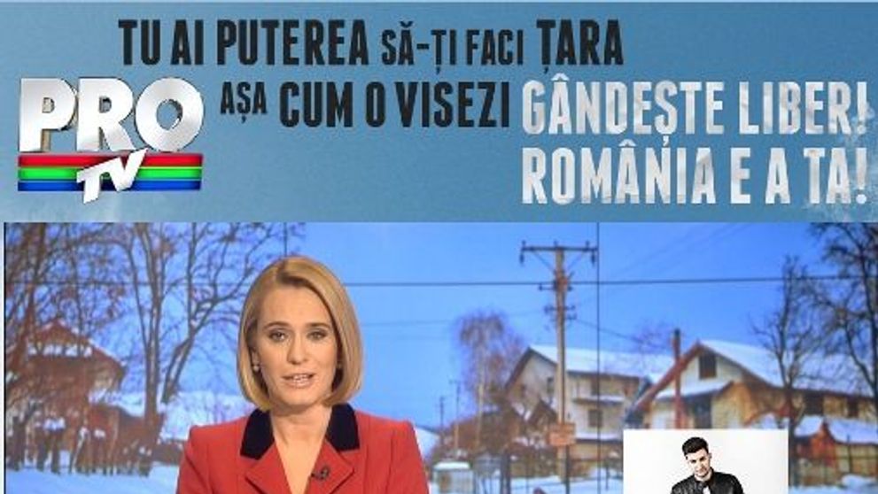 Smiley isi curata zapada din fata casei, fara sa astepte ca primaria sa faca ceva in acest sens