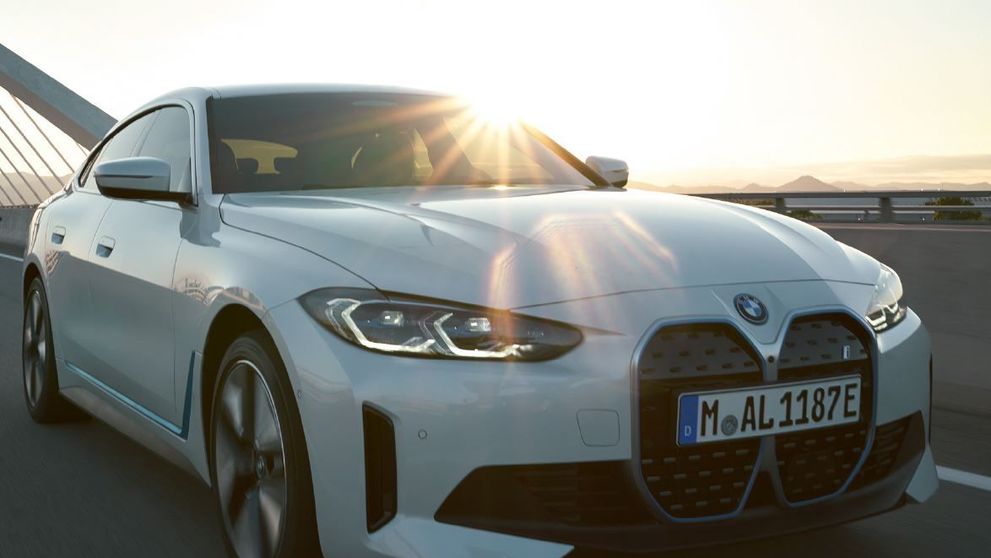 BMW i4 se pregătește de lansarea în România. Cum arată primul BMW Grand Coupé pur electric